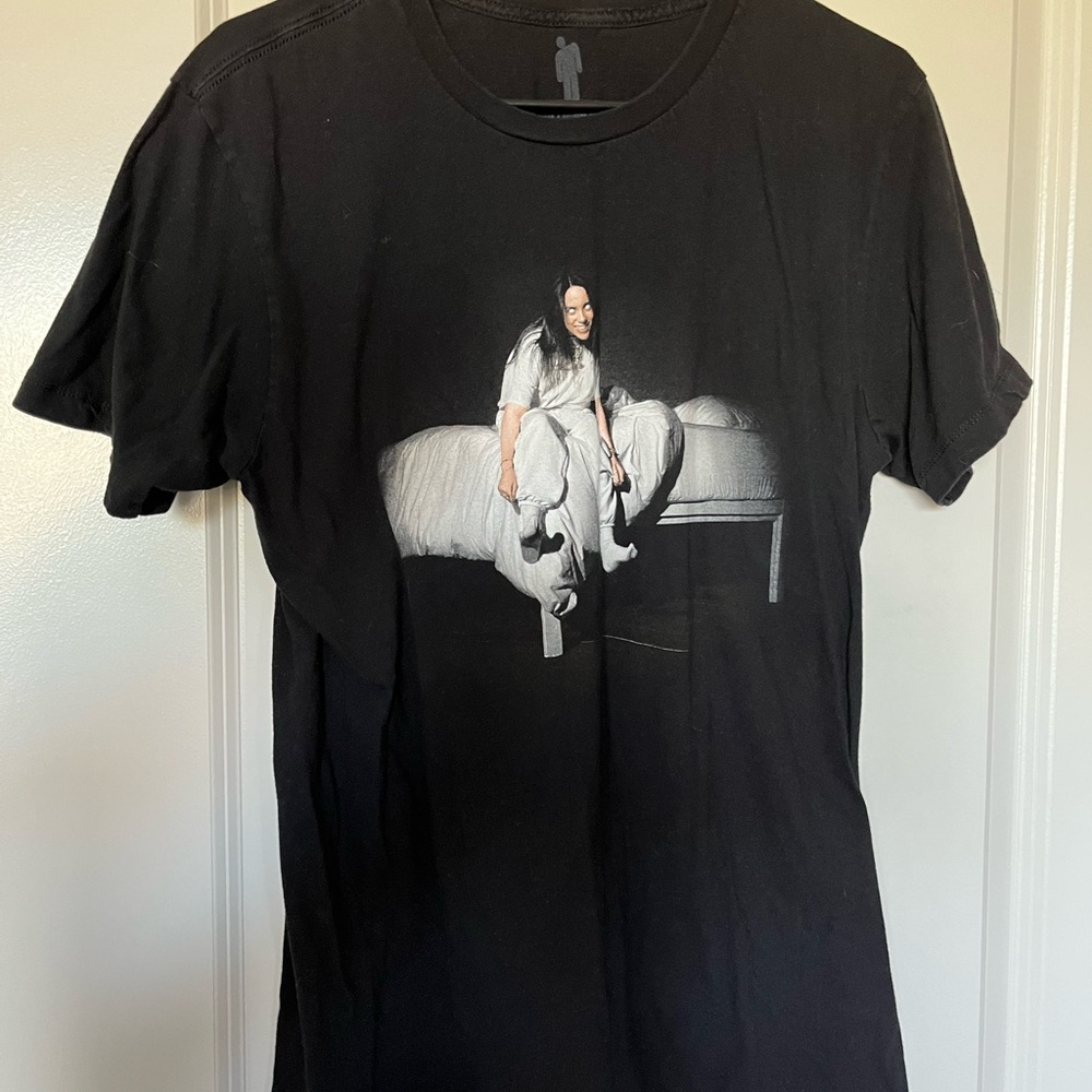 Billie Eilish WWAFAWDWG L Shirt